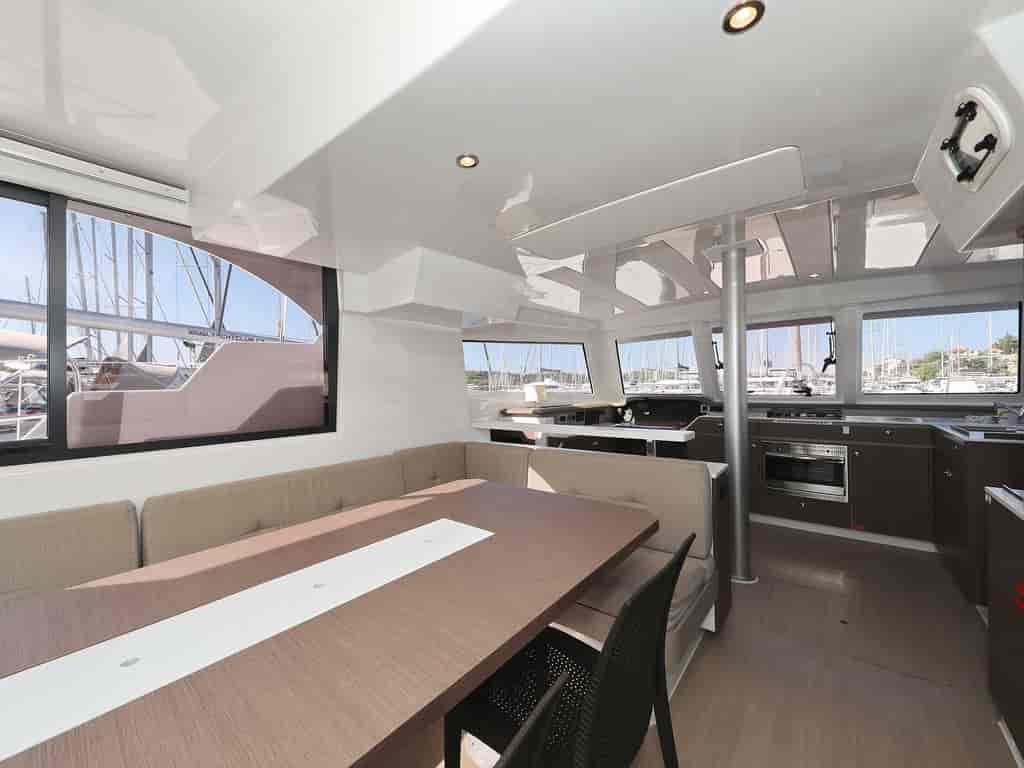 Boat picture 17