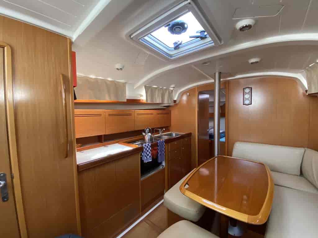Boat picture 16
