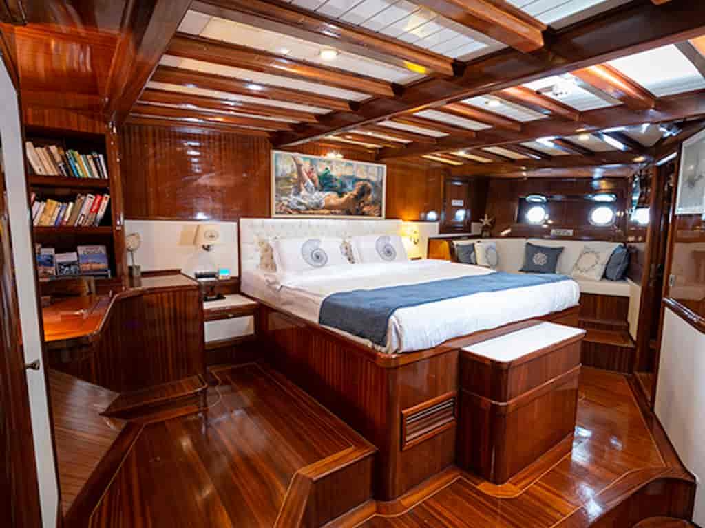 Boat picture 12