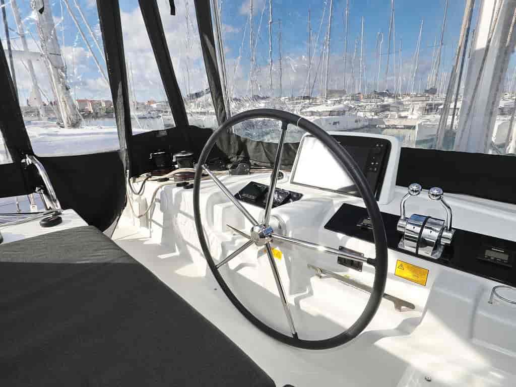 Boat picture 17