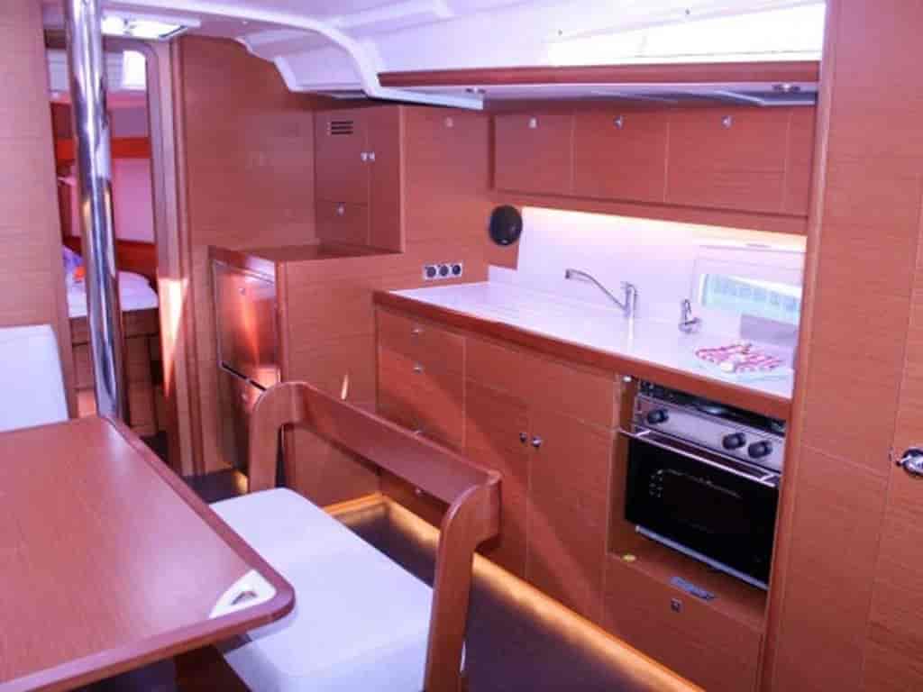 Photo 5 of Tahiri - bareboat