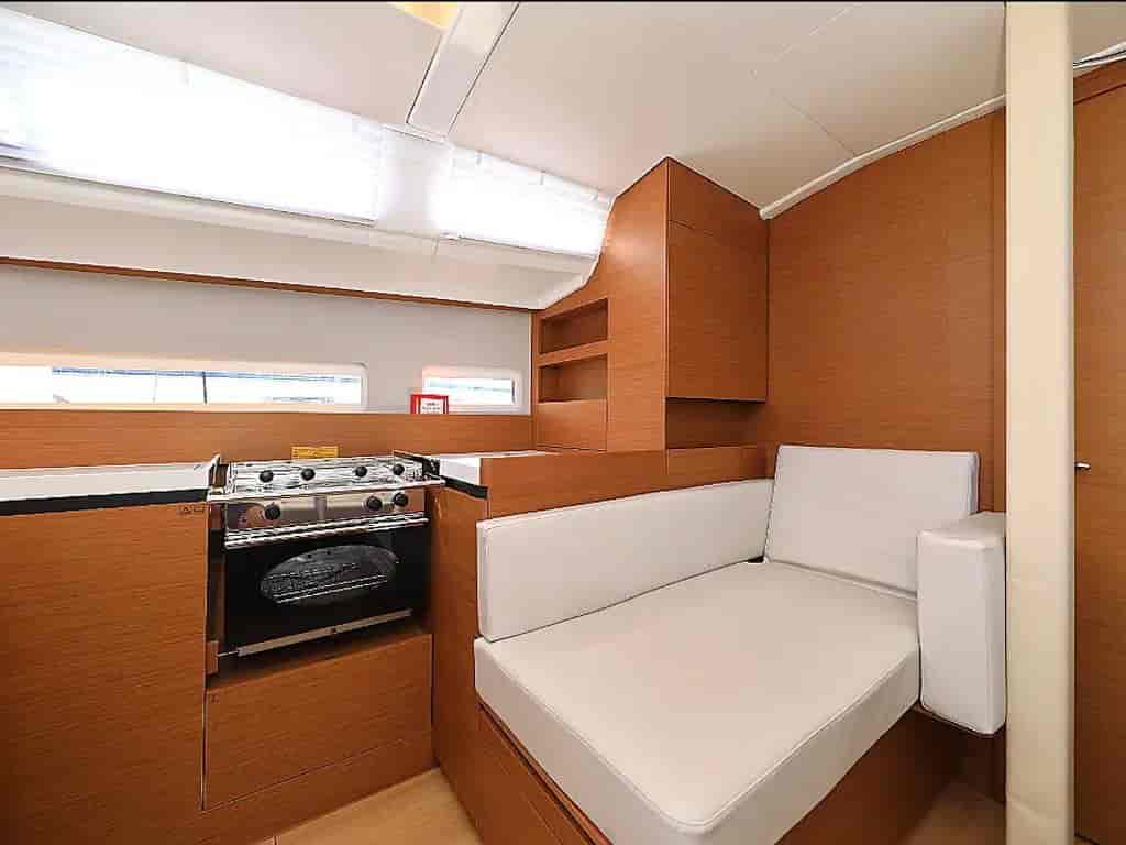 Boat picture 17
