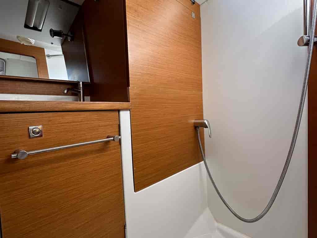 Boat picture 9