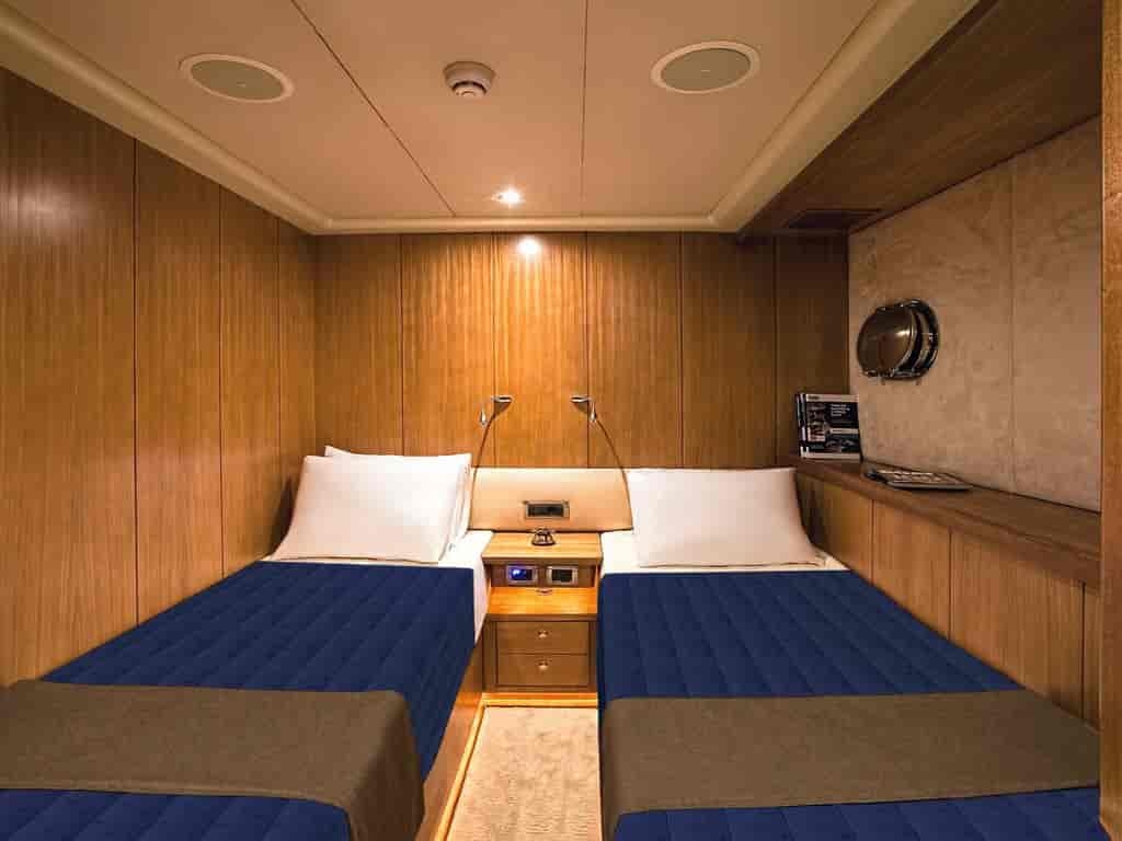 Boat picture 14