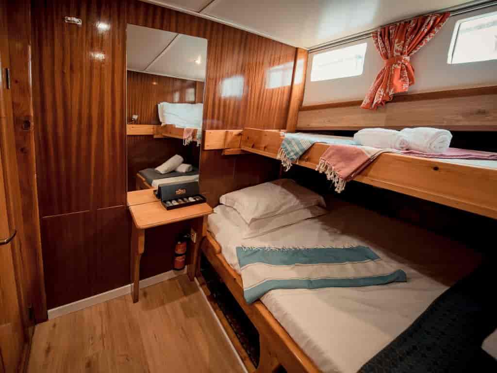 Boat picture 11