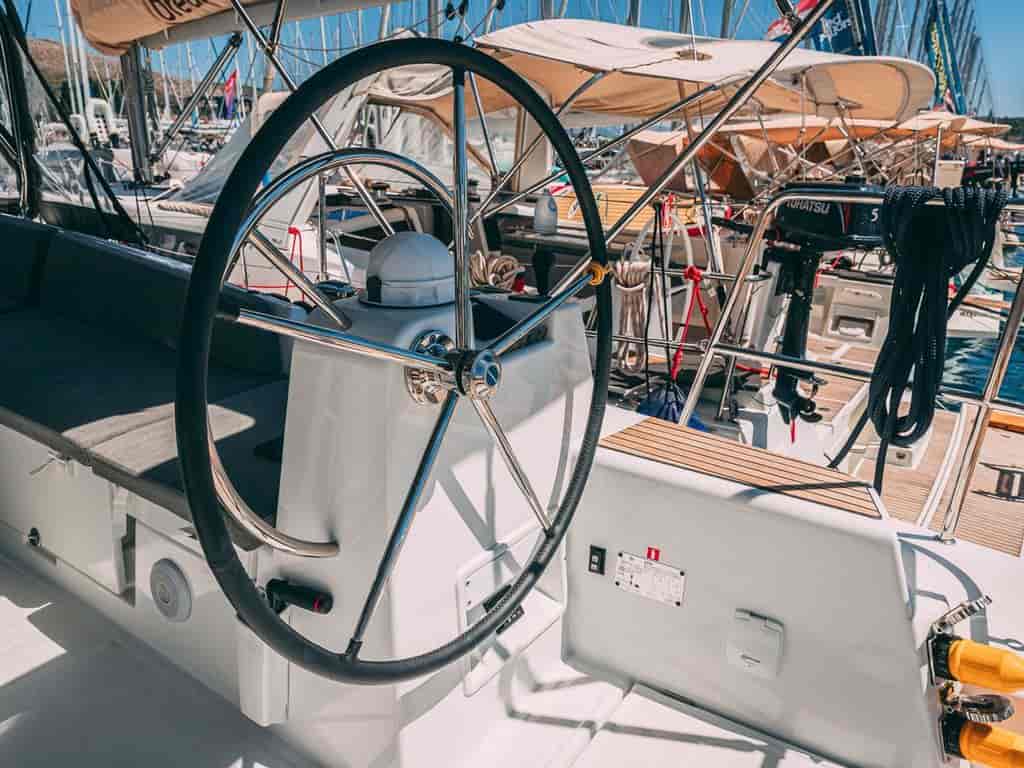 Boat picture 9