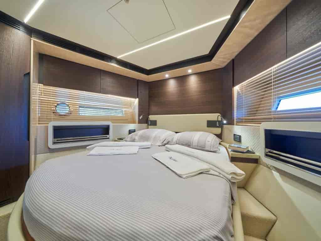 Boat picture 16