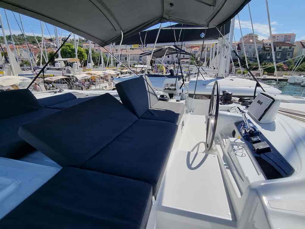 Boat picture 9