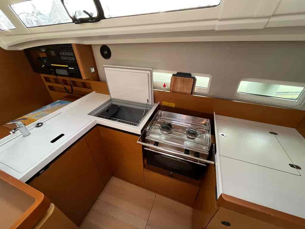 Boat picture 16