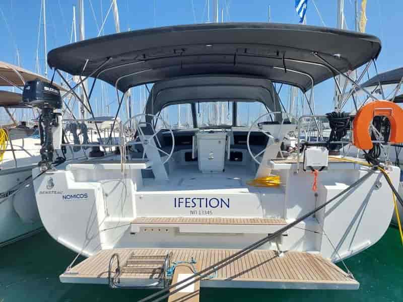 Photo of , image 1 of 5