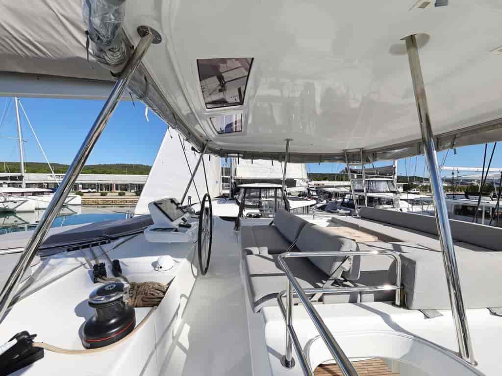 Boat picture 9