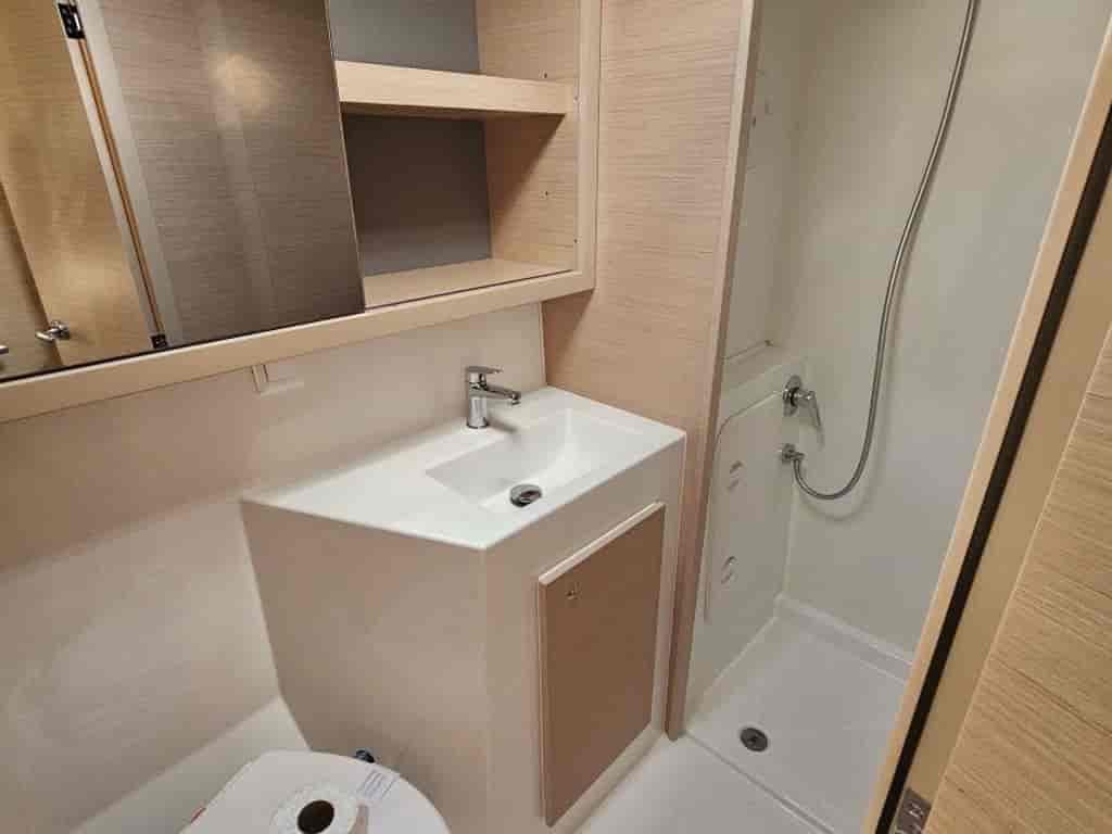 Boat picture 16