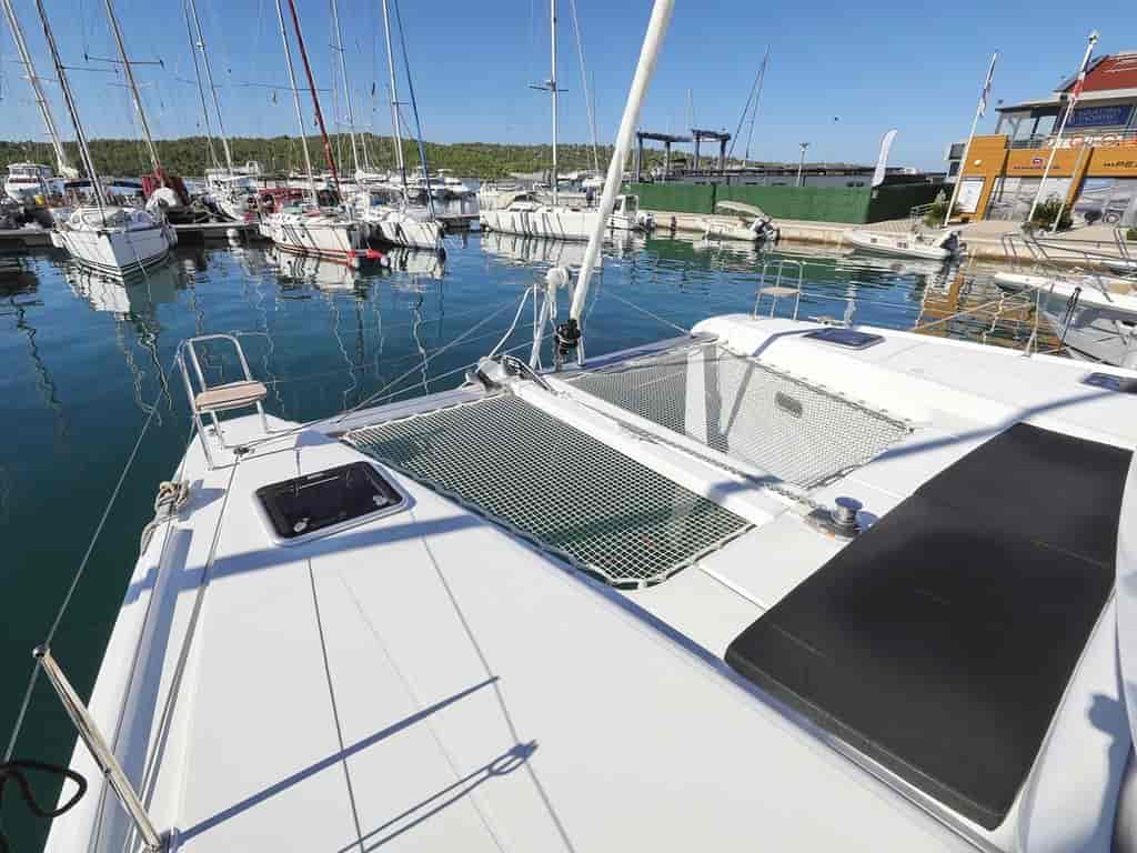 Photo 4 of Sail la Vie