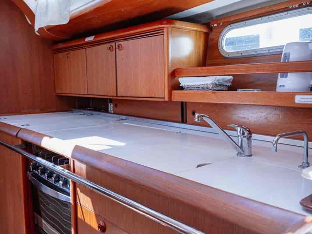 Boat picture 13