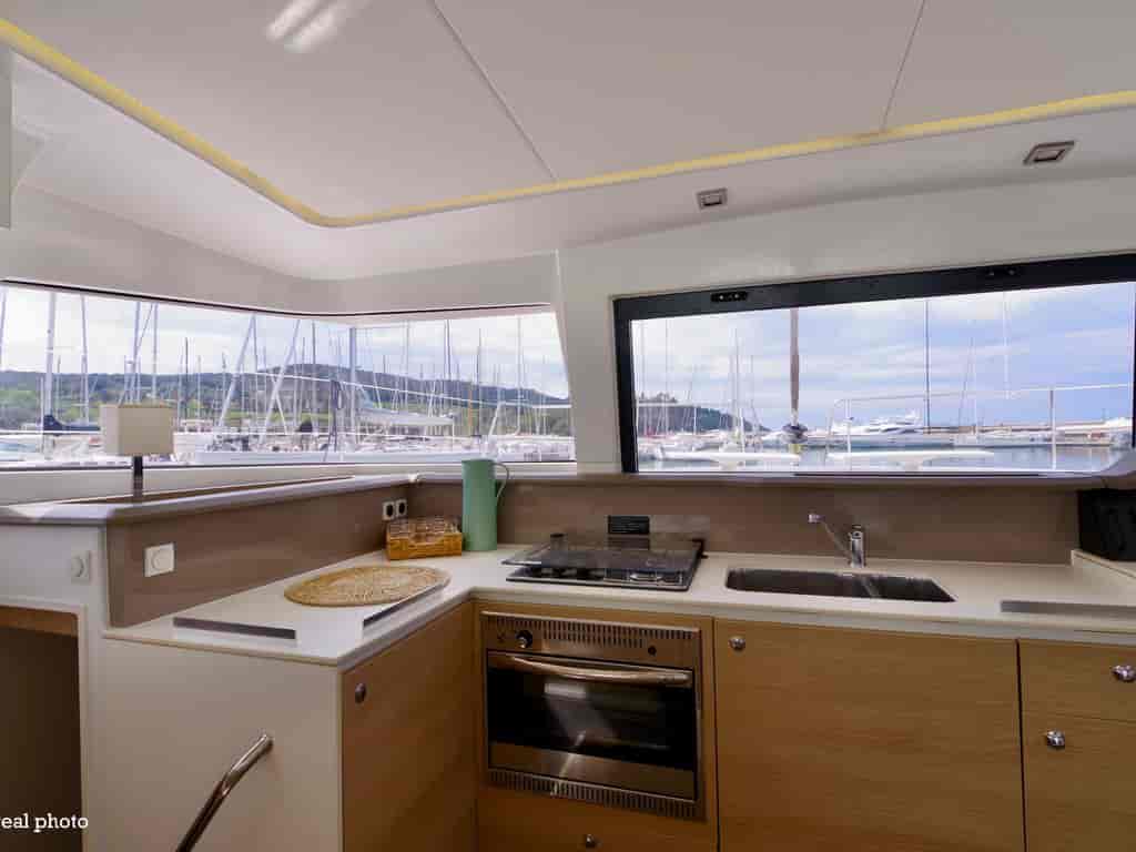 Boat picture 11