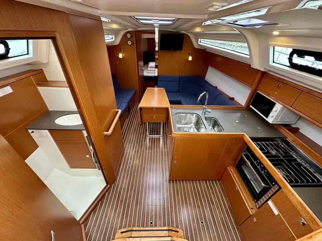 Boat picture 9