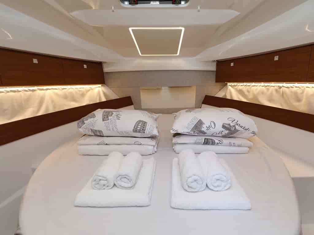 Boat picture 17