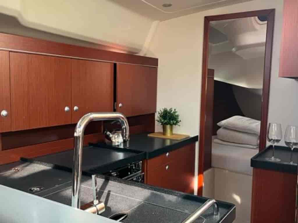 Boat picture 17