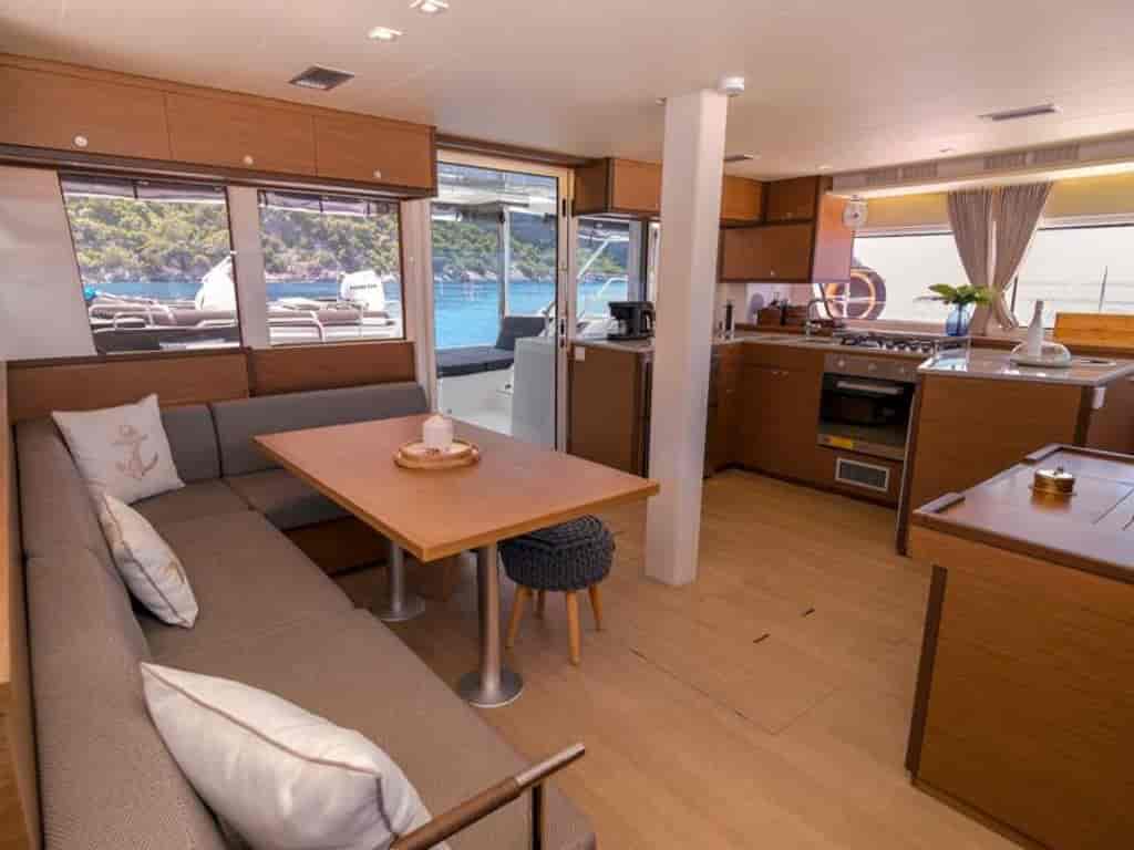Boat picture 17