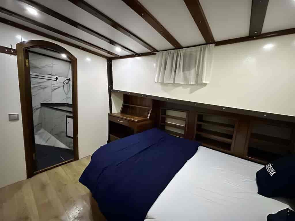 Boat picture 14