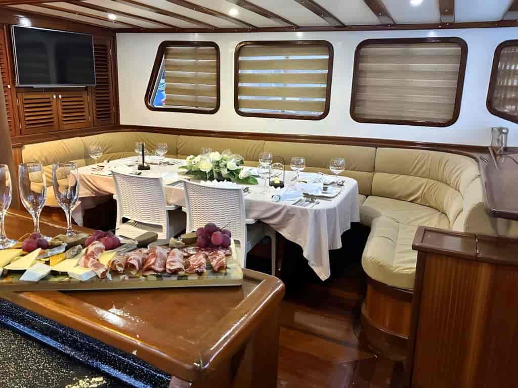 Boat picture 9