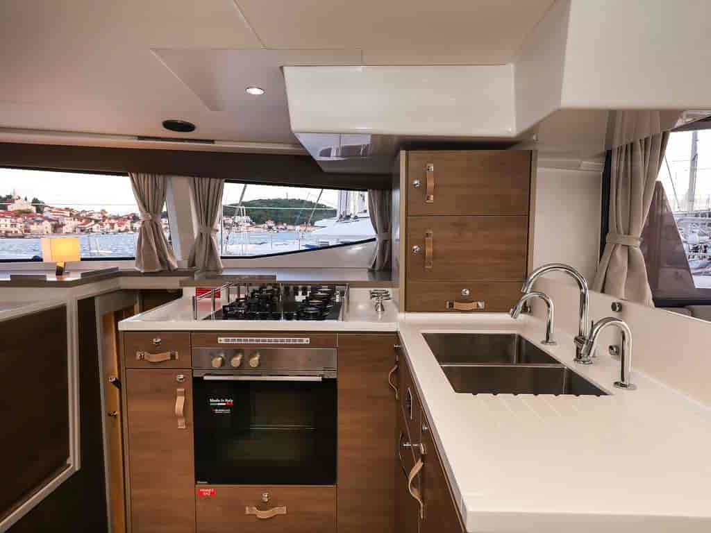 Boat picture 19