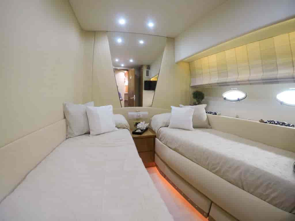 Boat picture 16
