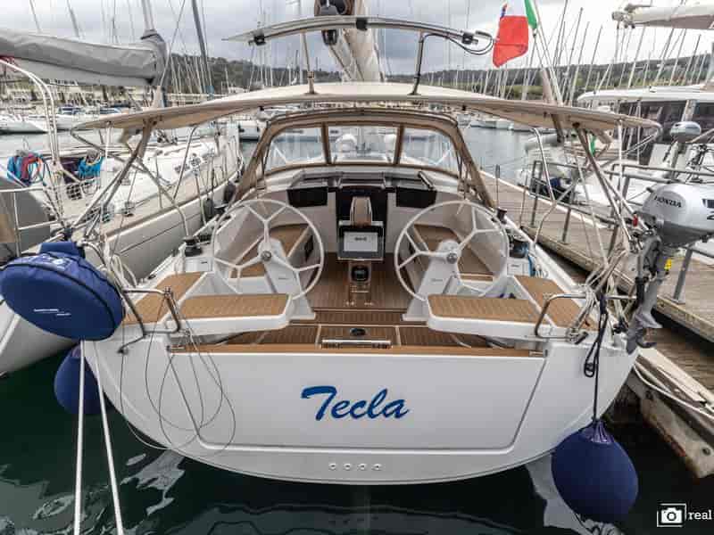 Photo of Tecla, image 1 of 5