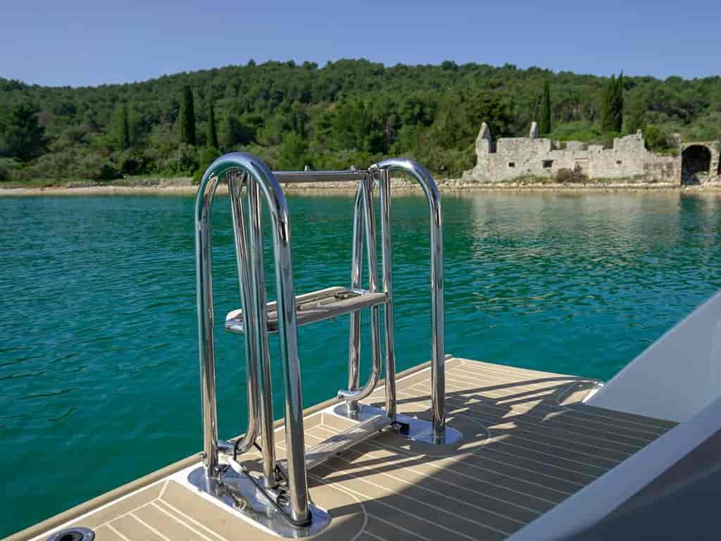 Boat picture 13
