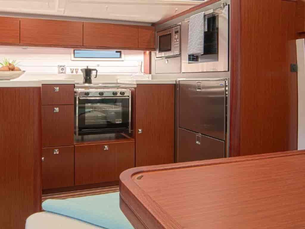 Boat picture 9