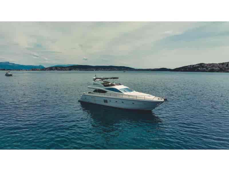Boat picture 1
