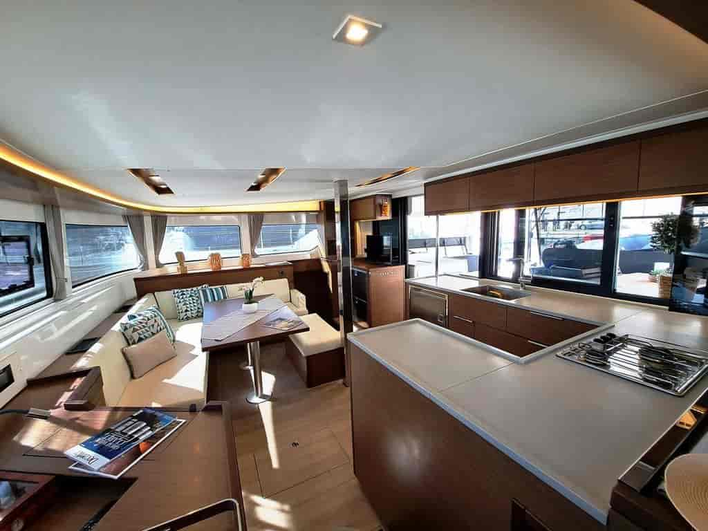 Boat picture 9