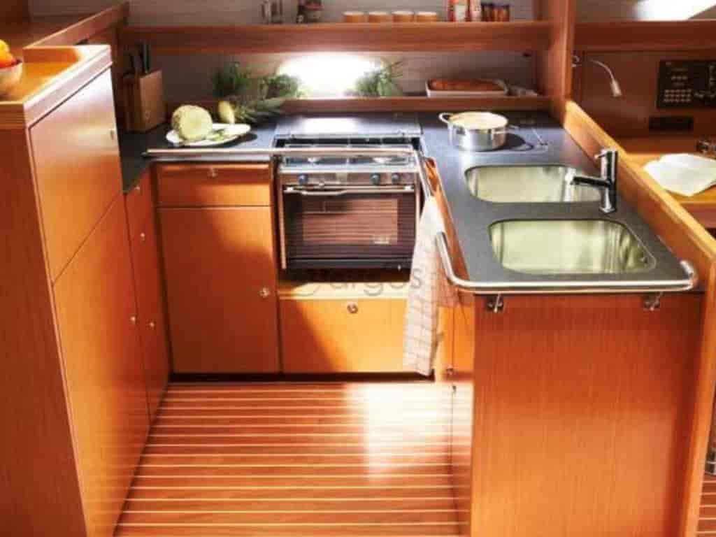 Boat picture 12