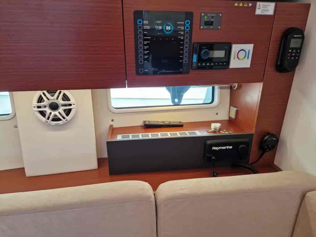 Boat picture 12