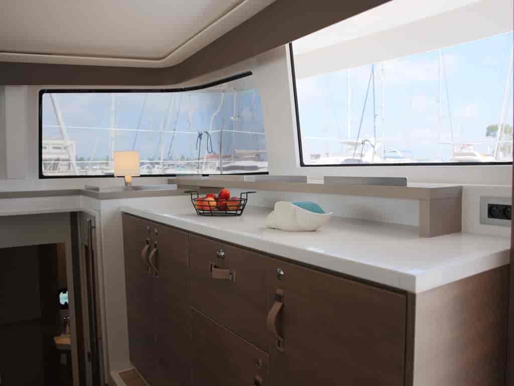 Boat picture 9