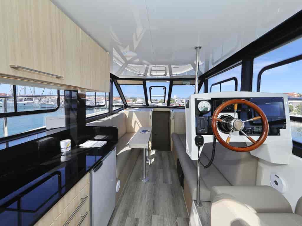 Boat picture 13
