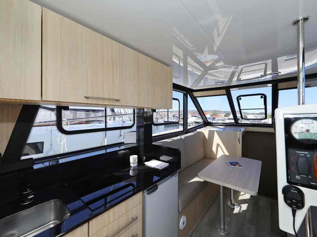 Boat picture 16