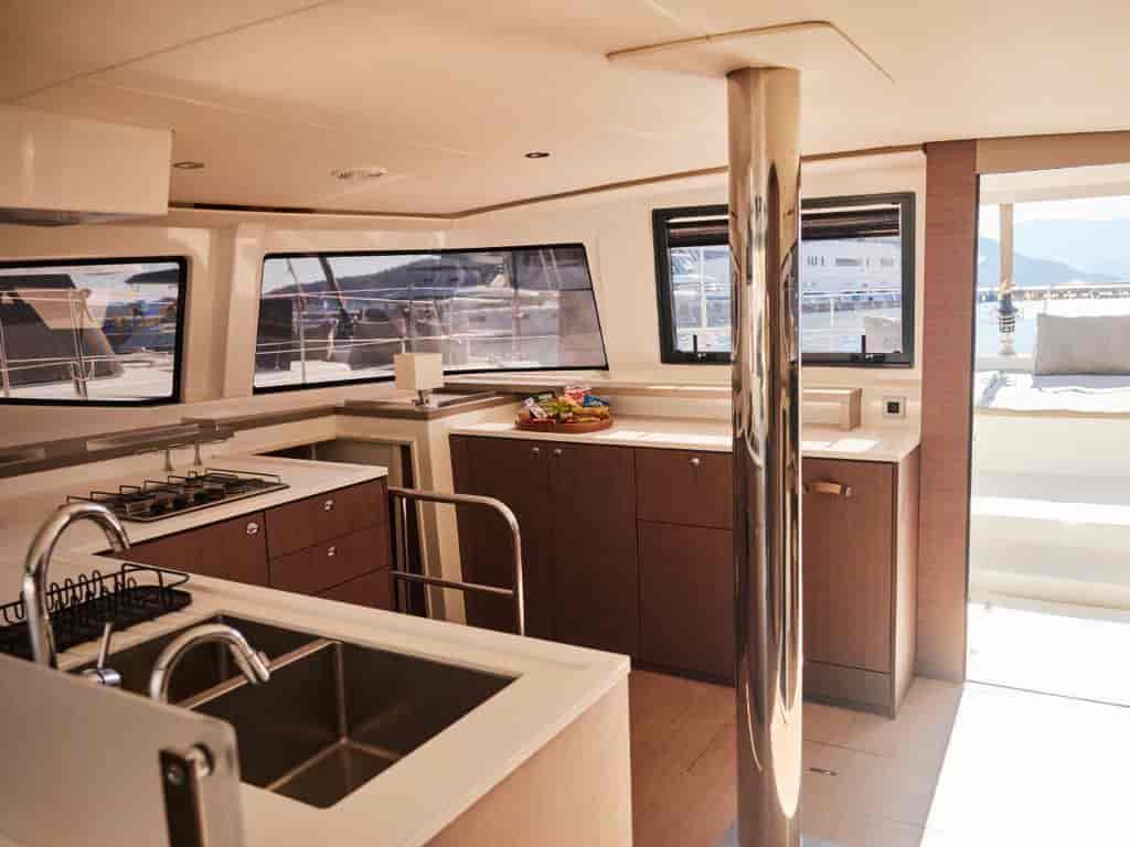 Boat picture 17