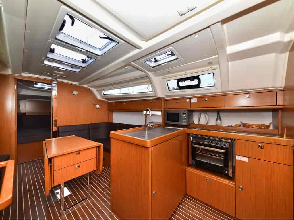 Boat picture 16