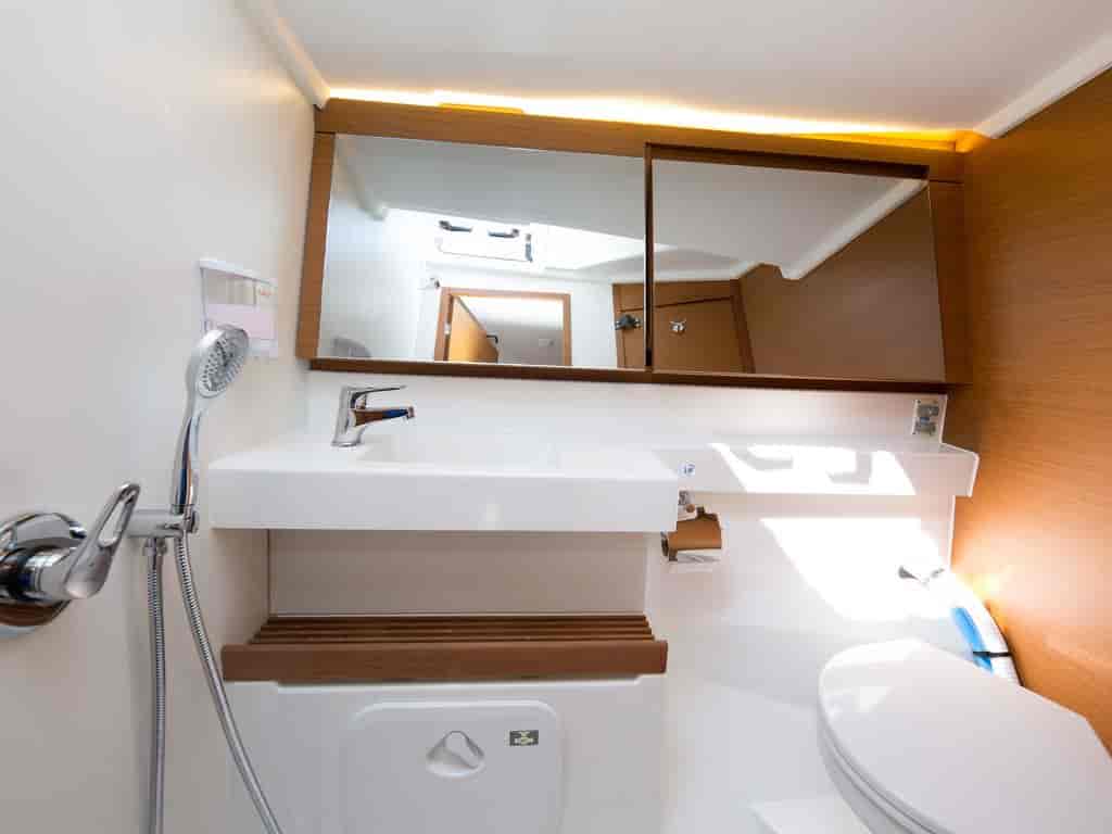 Boat picture 9