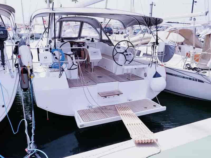 Photo of Alesia, image 1 of 5