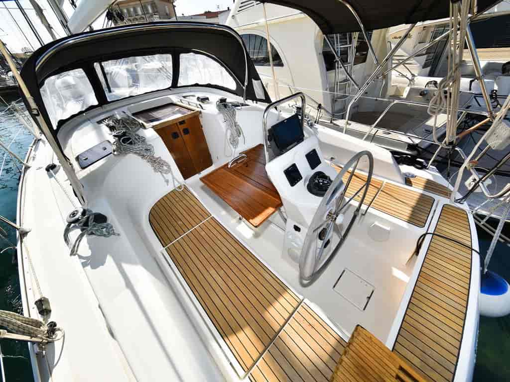 Boat picture 9