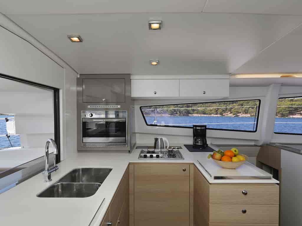 Boat picture 16