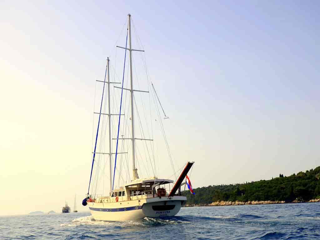 Boat picture 16