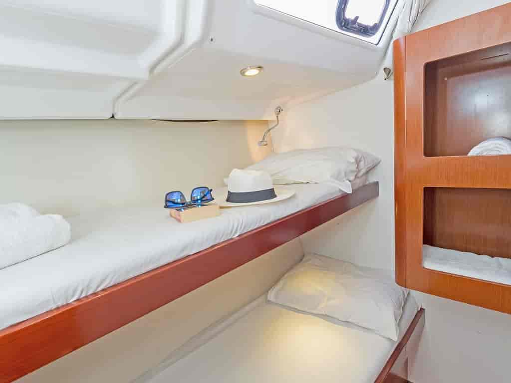 Boat picture 9