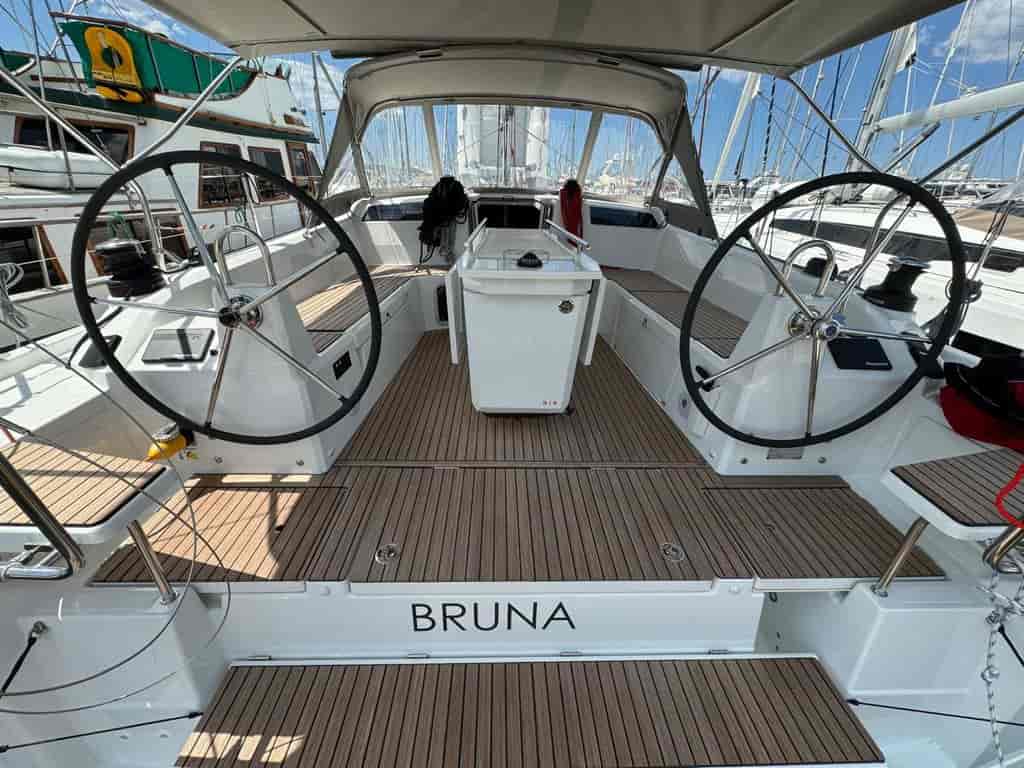 Photo 4 of Bruna
