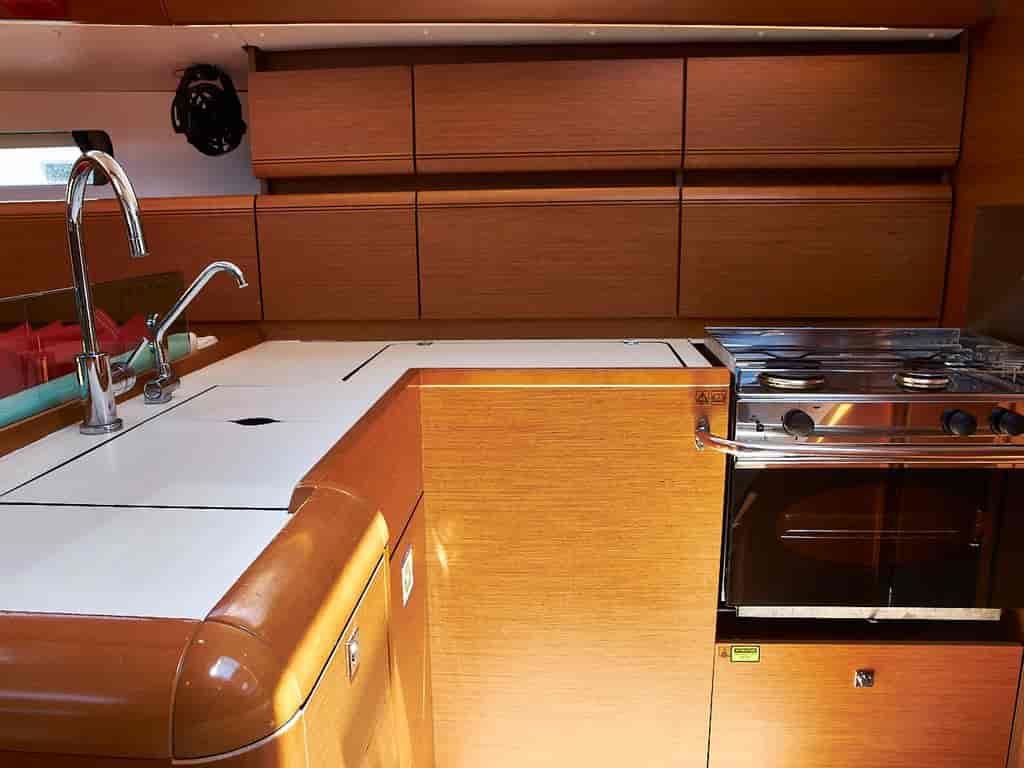 Boat picture 13