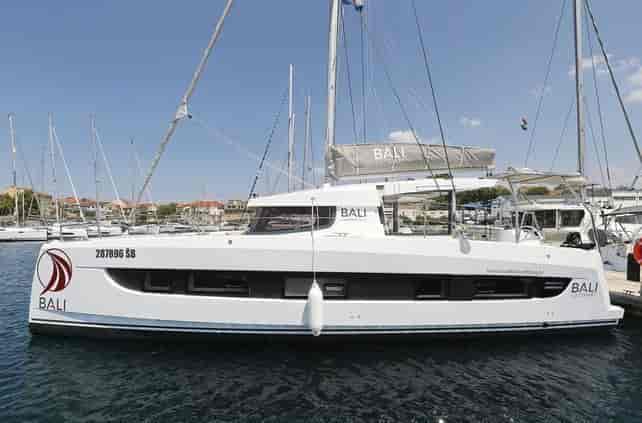 Boat picture 1