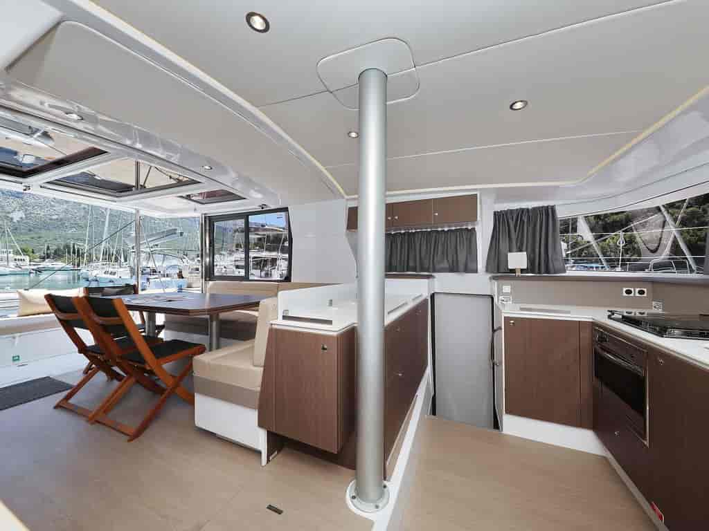 Boat picture 9