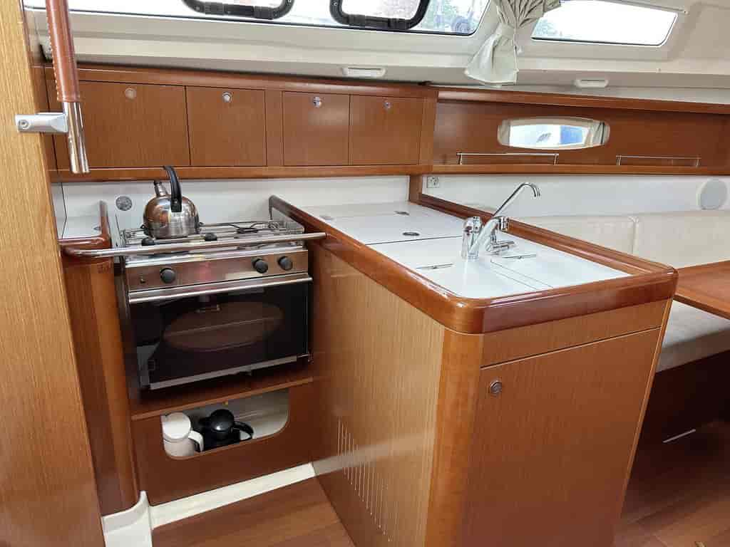 Boat picture 13
